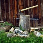 Terrasse de bois de chauffage bricolage