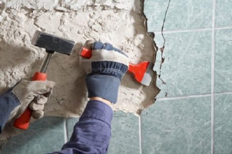 nettoyer les murs de la salle de bain à propos de l'ancien revêtement