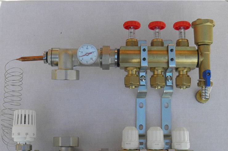 Les principaux points d'installation et de réglage des débitmètres pour un système de plancher chaud